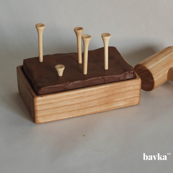 Montessori Materials: Clay Hammering Exercise, Ассорті