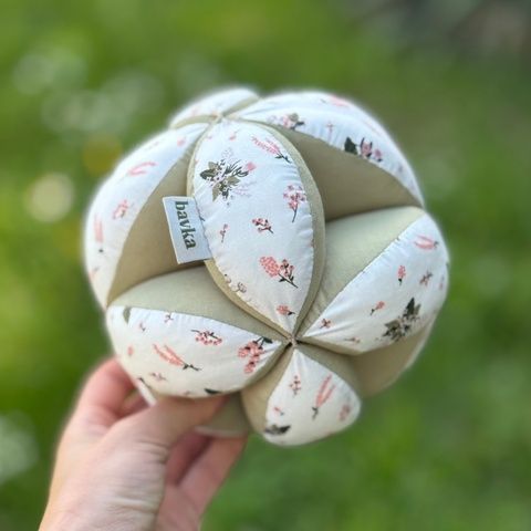 Takane Montessori puzzle grasping ball Premium