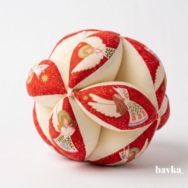 Montessori Takane Ball Mini Holiday Edition 213